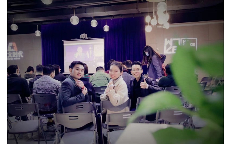 線(xiàn )下班深圳站